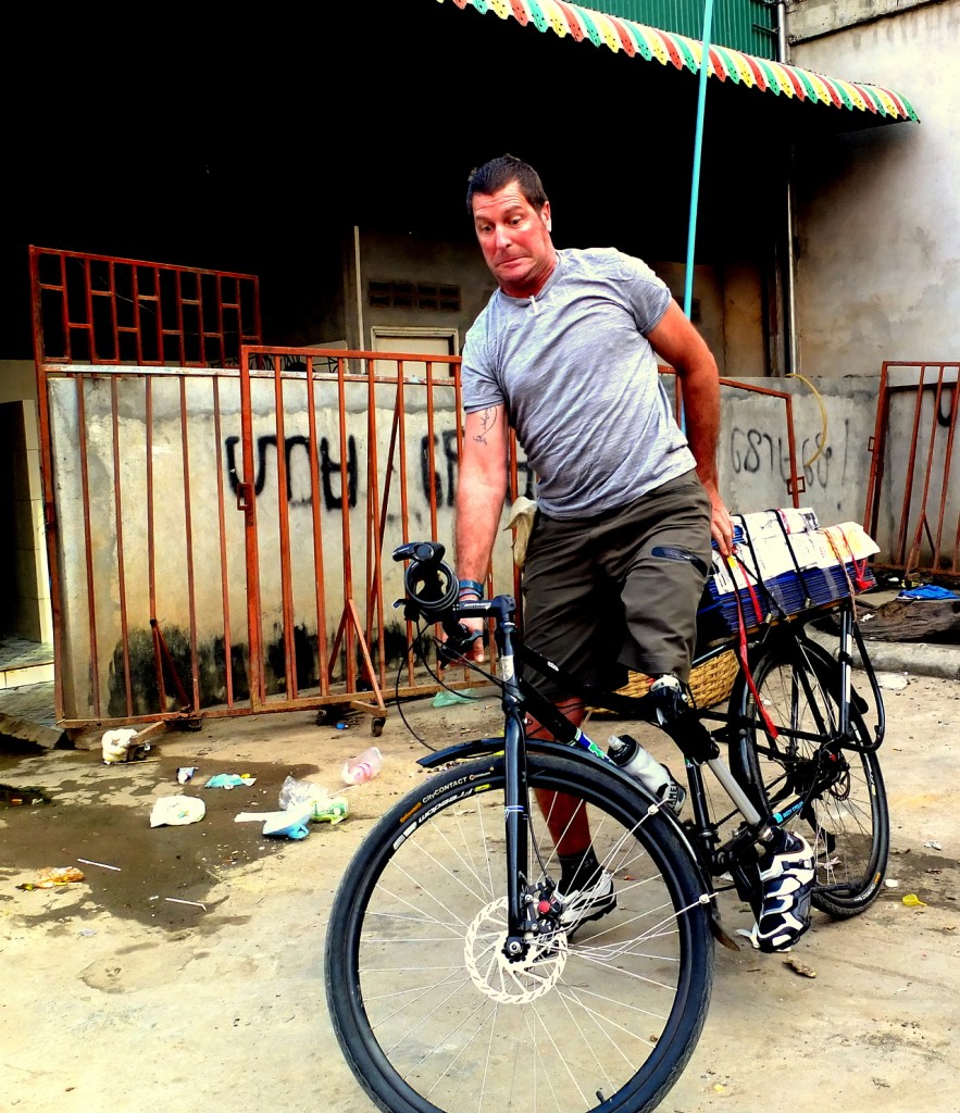 cambodia_amputee_assistance_theropy_heavy_hopeful